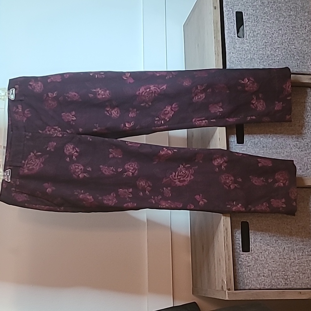 White House Black Market Womens Burgundy Floral Slim Ankle Pants Sz 14